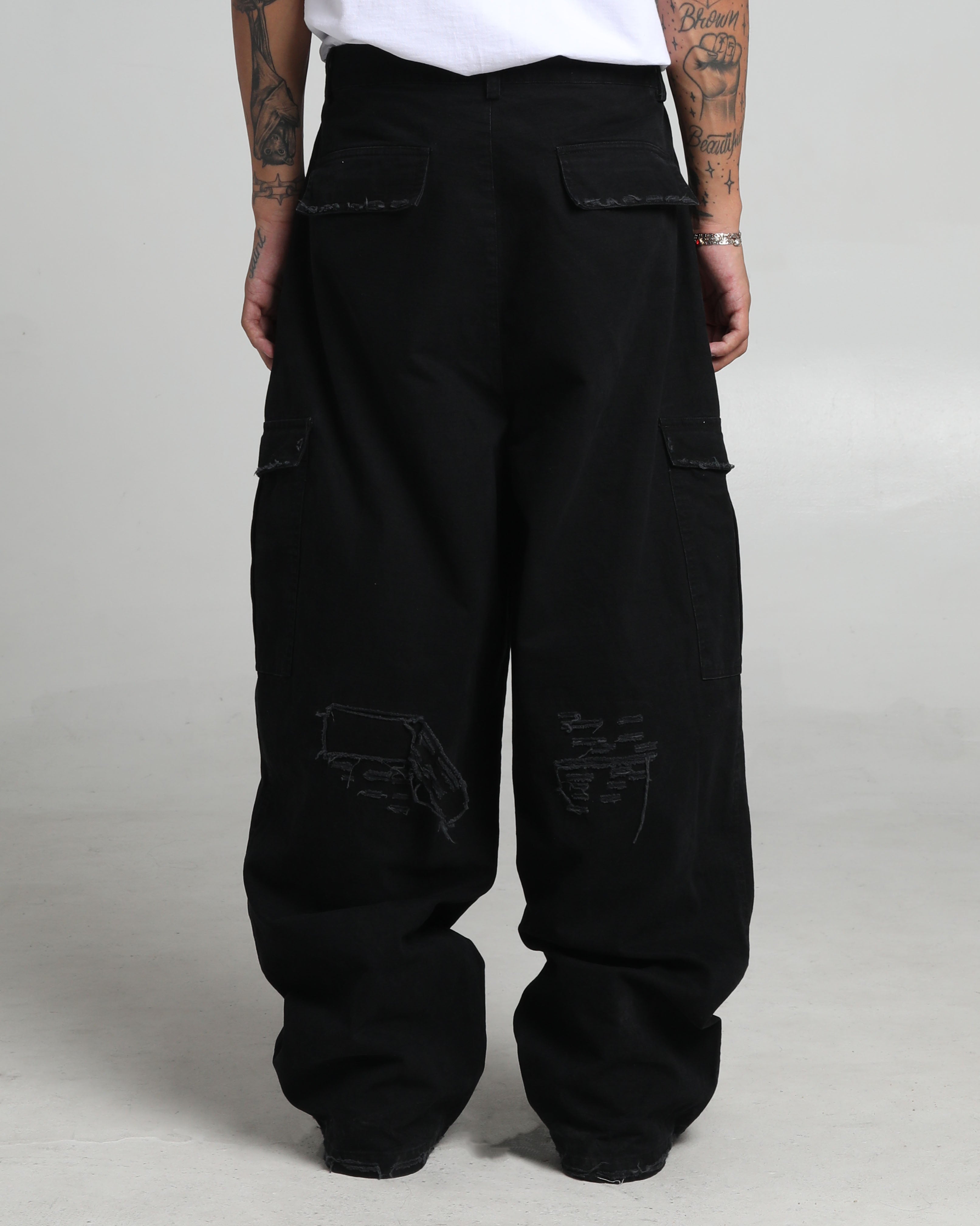 Shredded Cargo Pant